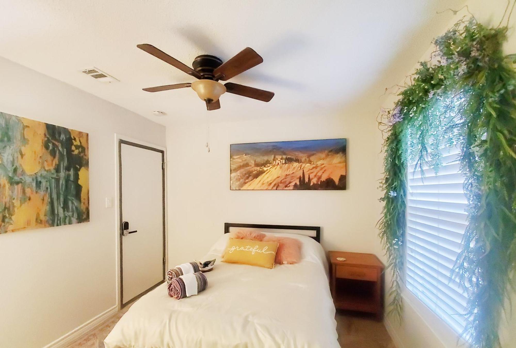 Austin Uncommon Room Rentals Exterior photo