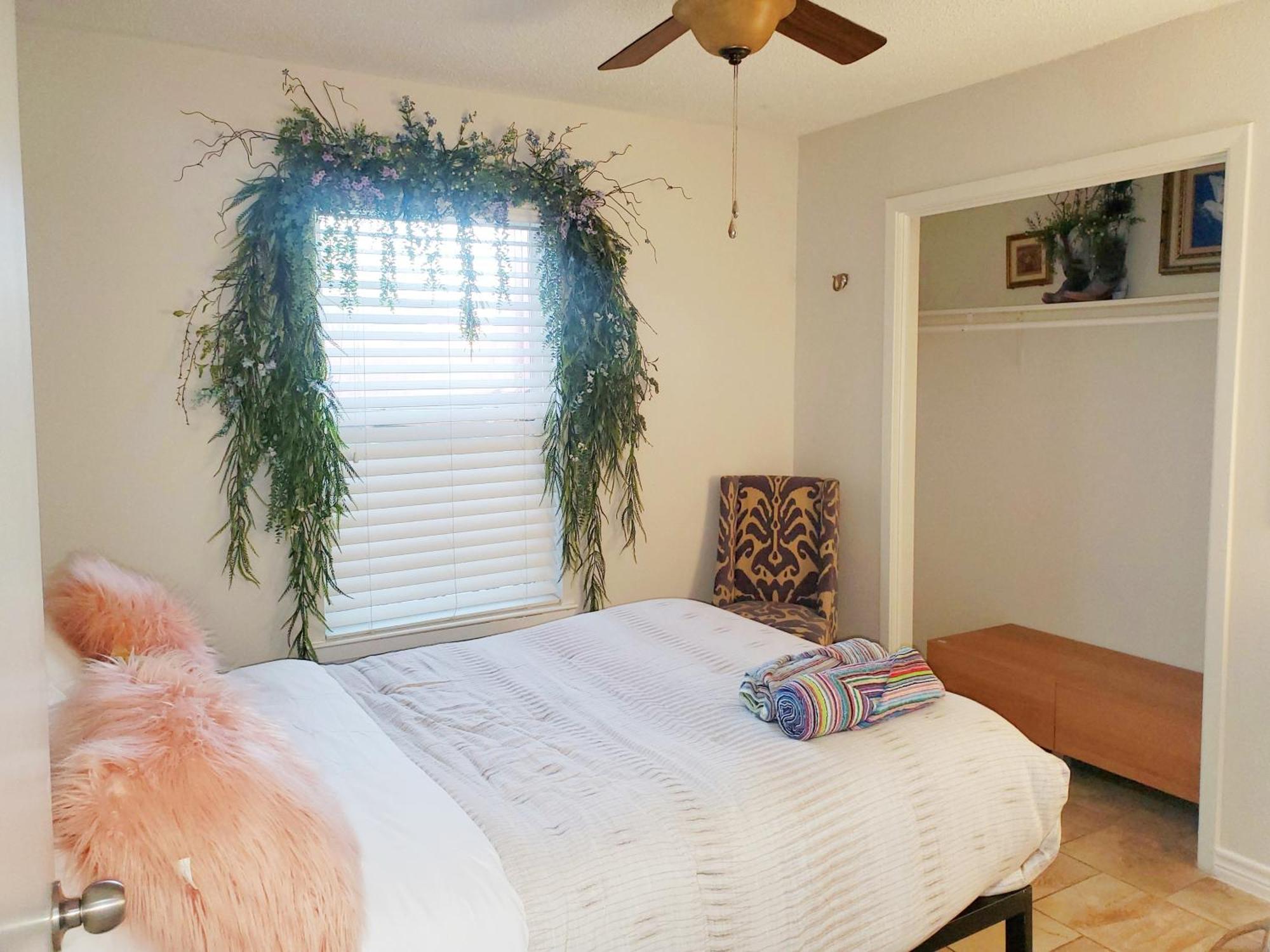 Austin Uncommon Room Rentals Exterior photo