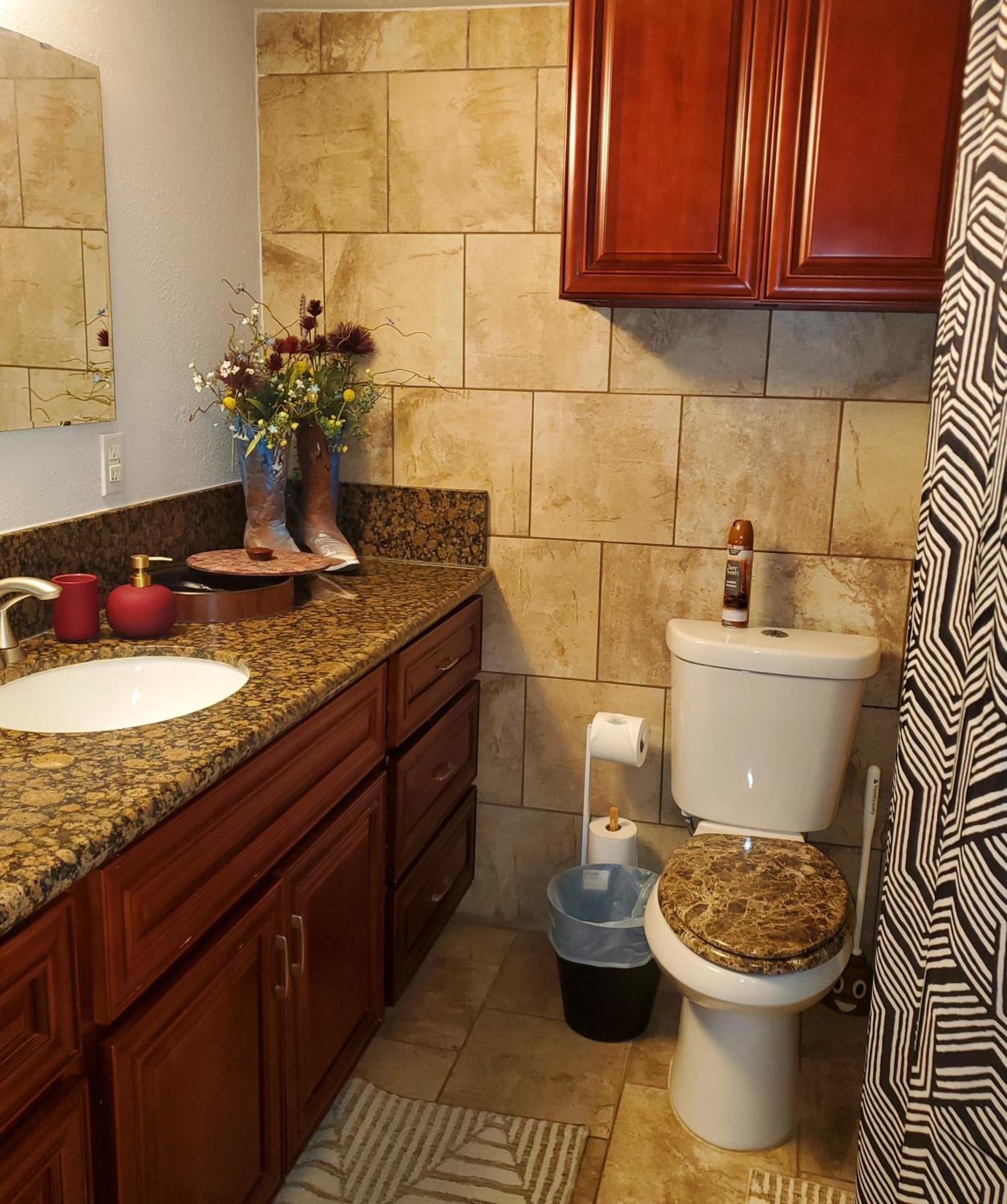 Austin Uncommon Room Rentals Exterior photo