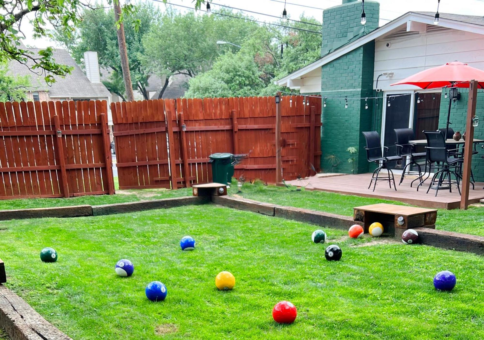 Austin Uncommon Room Rentals Exterior photo