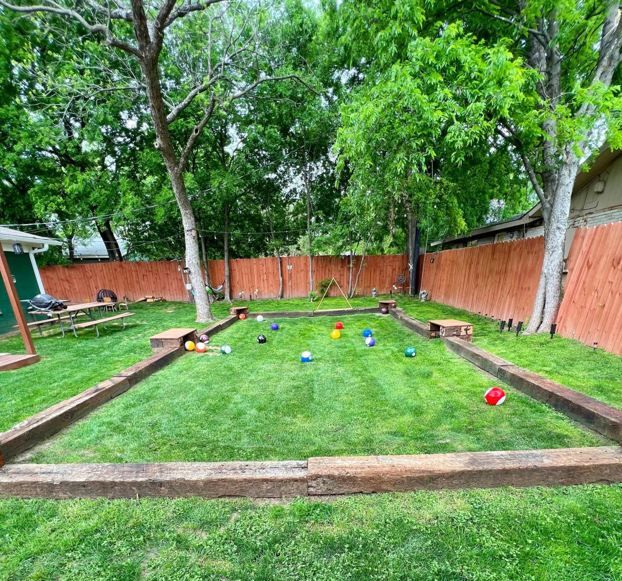 Austin Uncommon Room Rentals Exterior photo