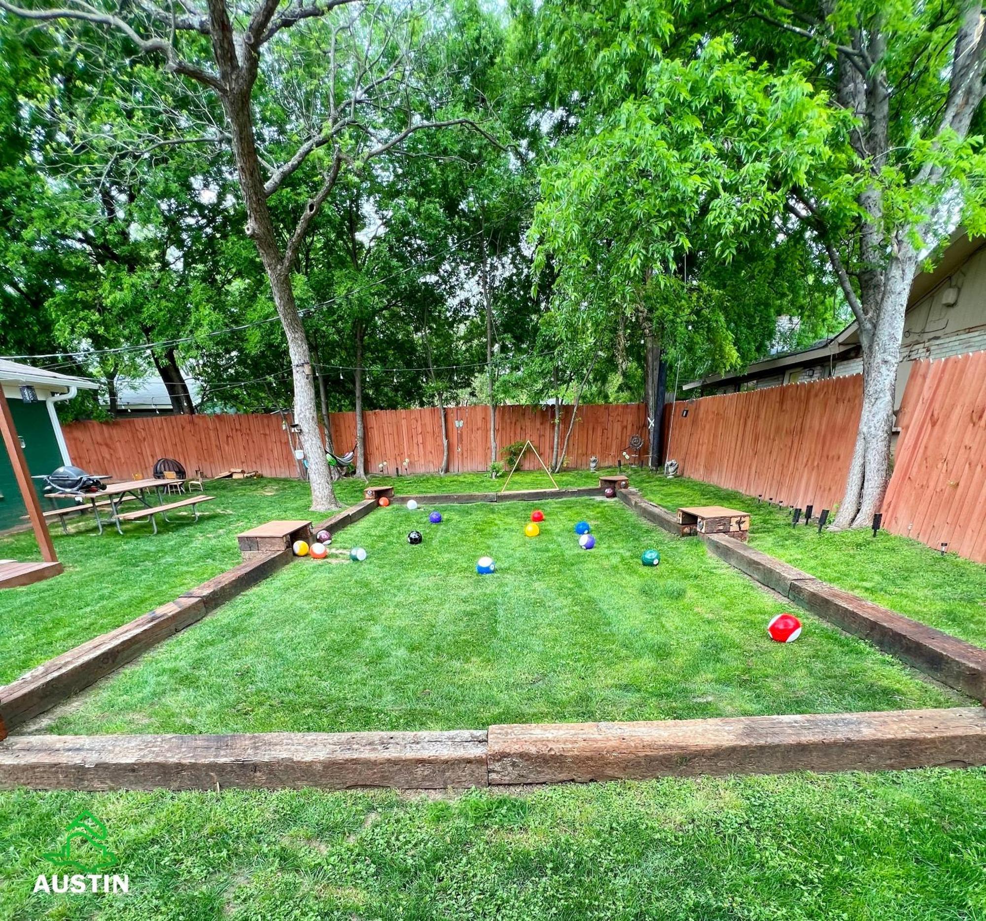 Austin Uncommon Room Rentals Exterior photo